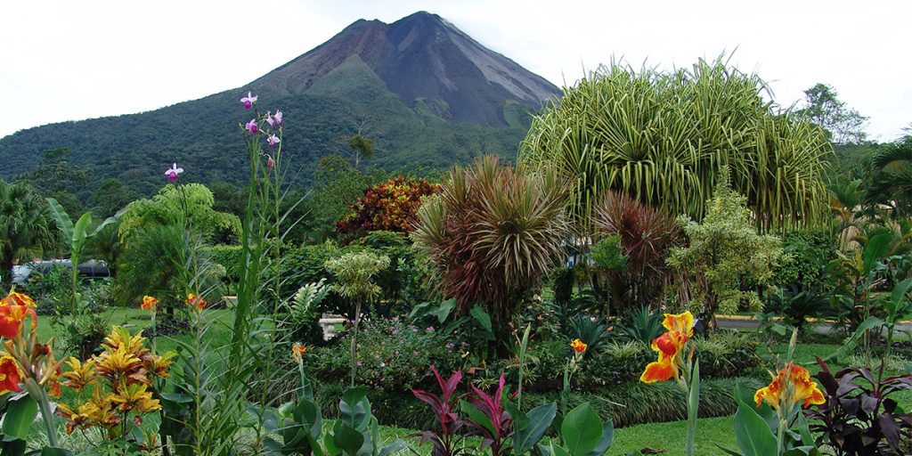 Best ways to visit Arenal Volcano Costa Rica