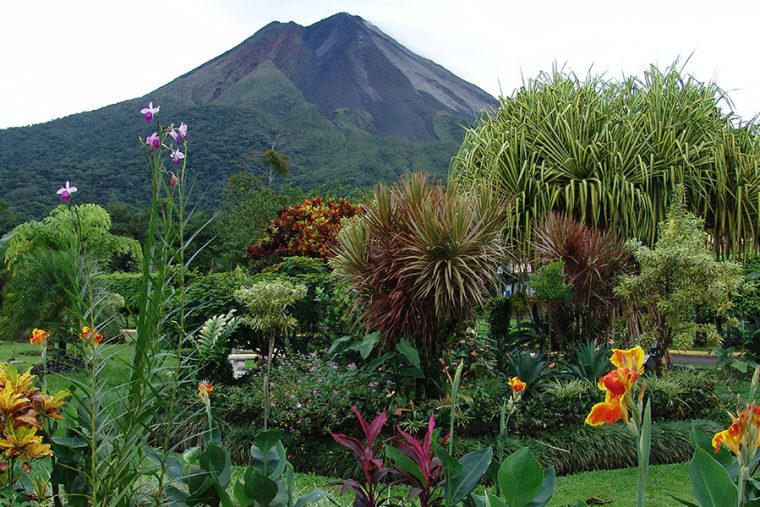 Best ways to visit Arenal Volcano Costa Rica